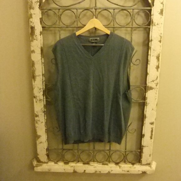 BOBBY G V-NECK SWEATER VEST MENS-LARGE - Picture 1 of 2